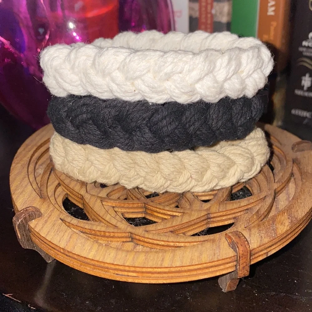 Sailor Knot Bracelet Surfer Knot Friendship - Picture 6 of 6